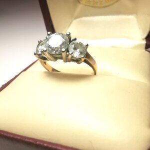 1980s S.L. Osborne 10K Yellow Gold 3-Stone Cubic Zirconias Sz. 4 Brilliant